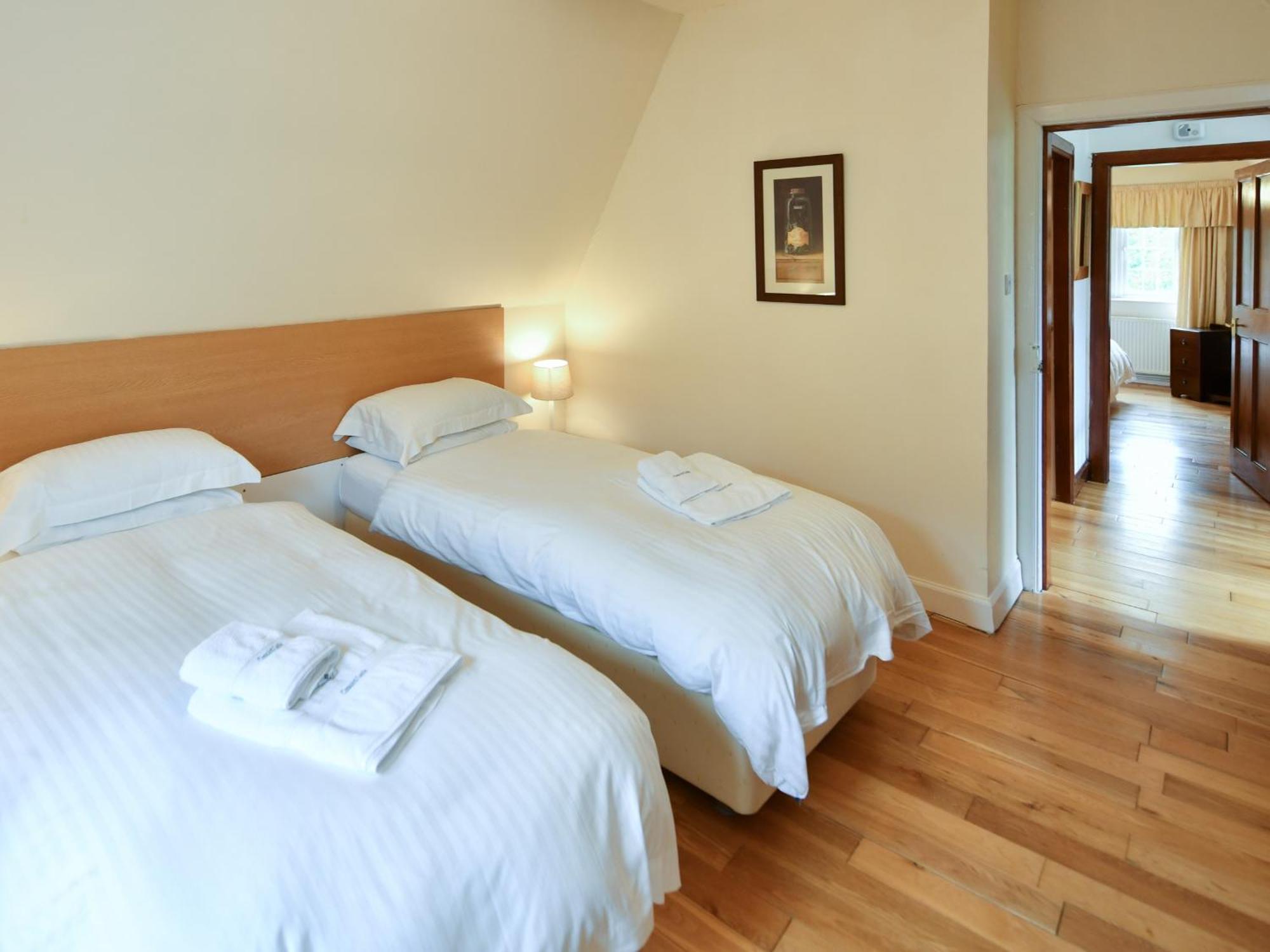 Cloncaird Castle Estate Cottages Maybole Habitación foto